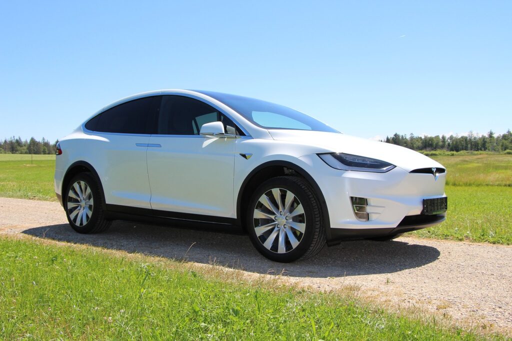 la puissance du luxe :Tesla Model X redéfinit les SUV électriques